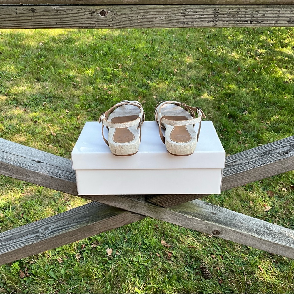 NWT Lucky Penny Saturday sandals purchased from Anthropologie - Picture 7 of 10